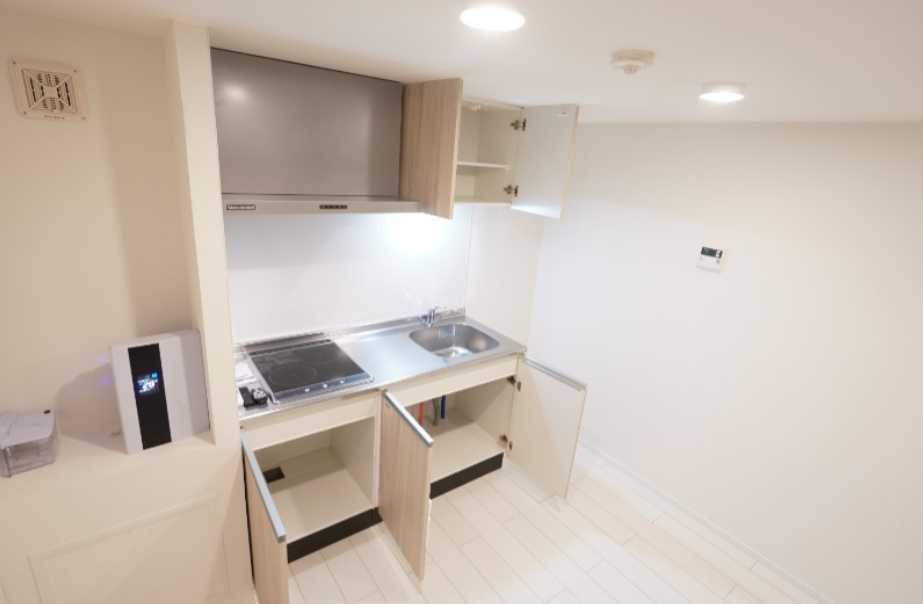 プレジール三軒茶屋　築浅　メゾネット　礼金０　のキッチン