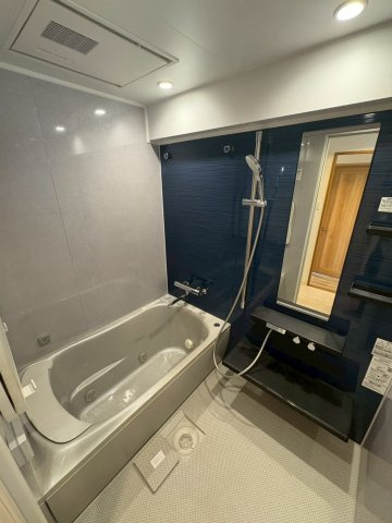 フローレンス三篠プレステージの浴室