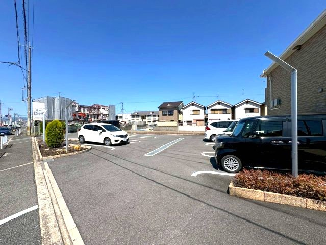 グランソレイユの駐車場