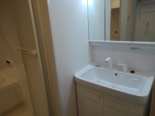 グランソレイユの洗面所