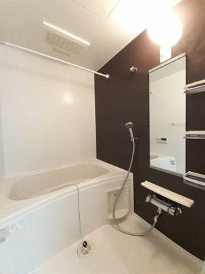 【浴室】 | ブランボヌール | コンパクトで使いやすいお風呂です