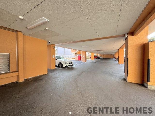 シティライフ野間レイクビューの駐車場