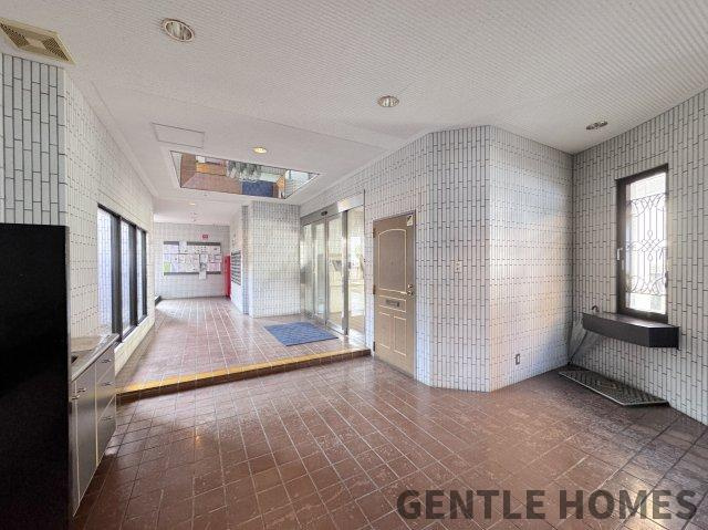 シティライフ野間レイクビューのエントランス