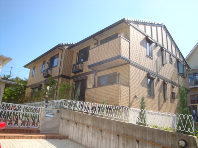 ドエル寿楽荘の外観