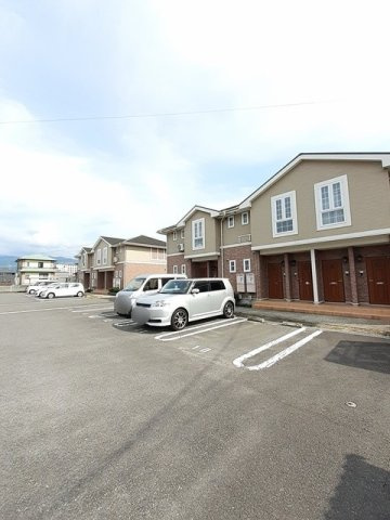 クレメントＣの駐車場|駐車場です