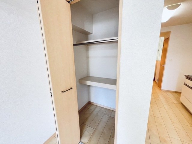 グランドステージ鏡の収納|大きなものも収納できそうです