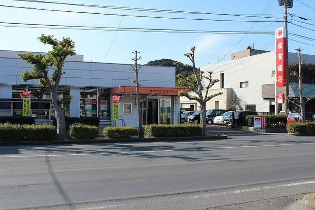 シャングリラ西唐津の周辺|佐賀銀行　西唐津支店まで620m