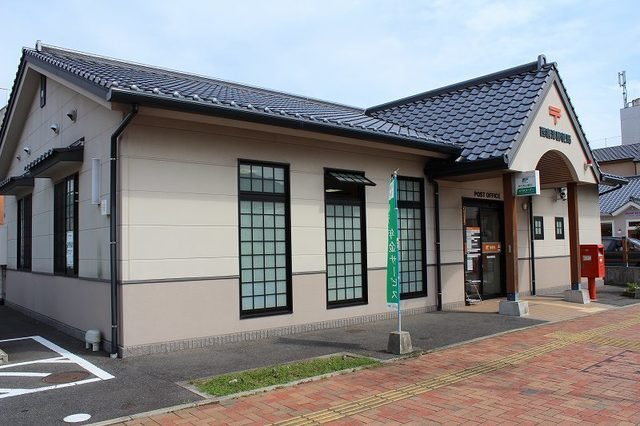 シャングリラ西唐津の周辺|西唐津郵便局まで300m