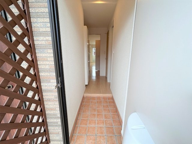 クイーンズ・ガーデンⅡ　Ａの玄関|毎日通る玄関はこちらです