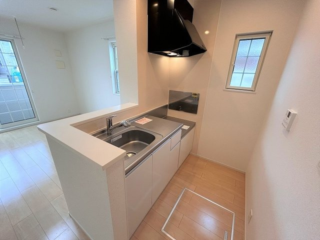 クイーンズ・ガーデンⅡ　Ａのキッチン|きれいなキッチンです