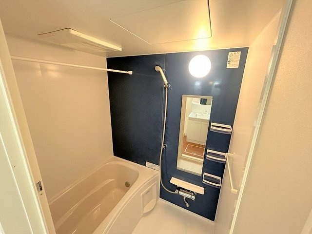 ジュネス原Ⅱ　Ａの浴室|コンパクトで使いやすいお風呂です
