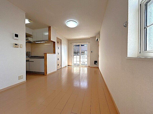 メビウス鏡Ⅲ番館の居間・リビング|使いやすい居間です