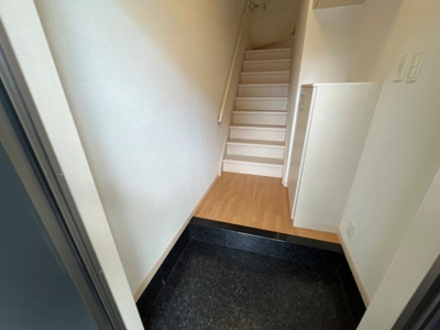 【玄関】 | ヴィアレジデンスⅡ | 玄関