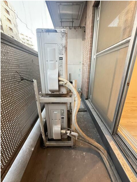 【バルコニー】