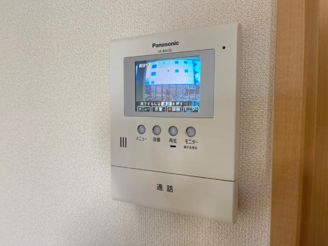 木屋　ＥＡＳＴの内装|カメラ付インターホン