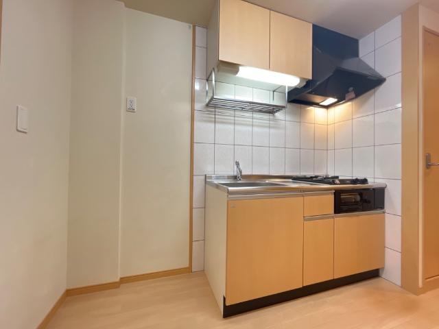 木屋　ＥＡＳＴのキッチン|キッチン