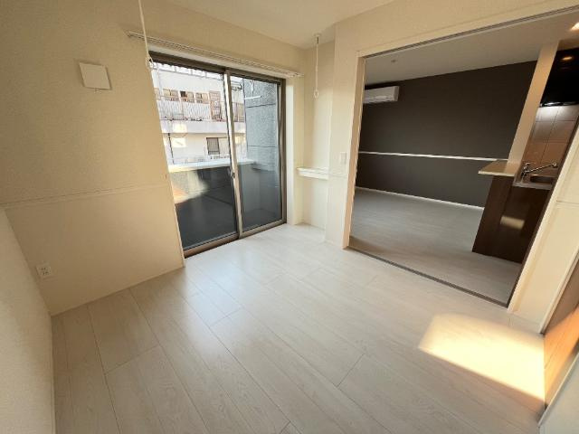 ファミールスクエアの内装|洋室