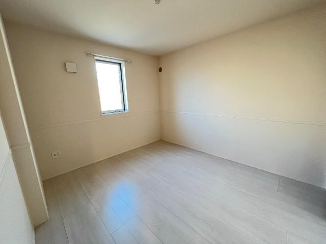 ファミールスクエアの内装|洋室