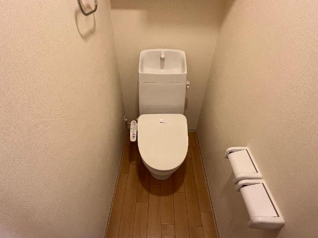 エスポワール虹のトイレ|シャワー付トイレ