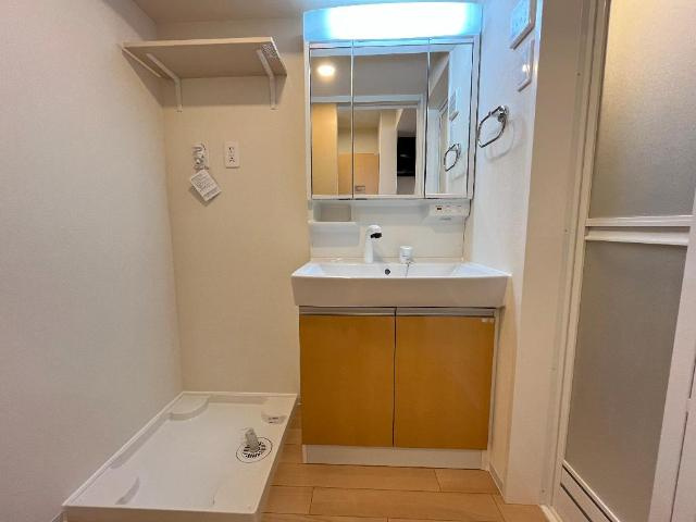 エスポワール虹の洗面所|洗髪洗面化粧台