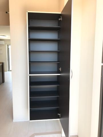 ＵＲＢＡＮ　ＳＱＵＡＲＥの収納|下駄箱