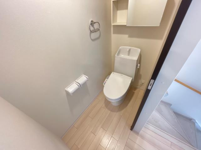 ＴＨ館のトイレ|シャワー付トイレ