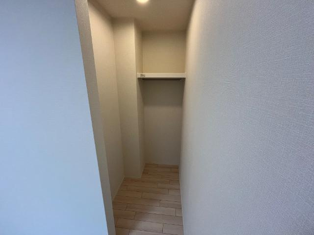 サンマリーナＭの収納|ウォークインクローゼット