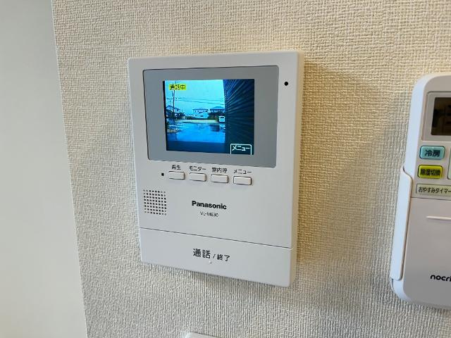 サンマリーナＭの内装|カメラ付インターホン