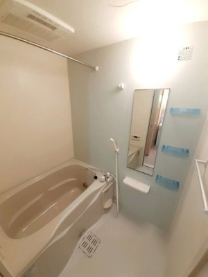 【浴室】 | ネオロイヤルＢ | ゆったり過ごせるお風呂です