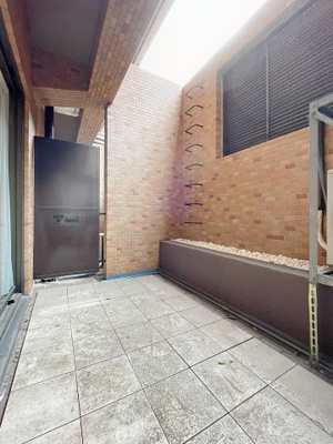 【バルコニー】 | スカイプラザ赤坂 | 月額管理料無料！賃貸管理はアブレイズパートナーズにお任せを！