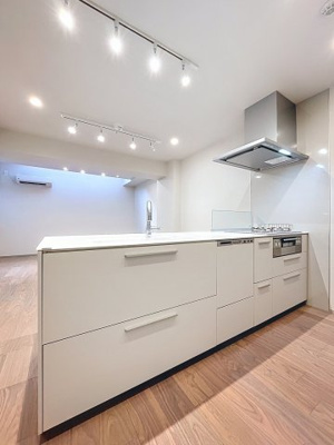 【キッチン】 | スカイプラザ赤坂 | ★システムキッチンでお料理も楽々です！★