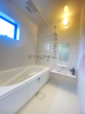 所沢市下安松・全2棟　新築一戸建　1号棟　～LDK18帖～の浴室|1坪サイズ・浴室乾燥機付ユニットバス