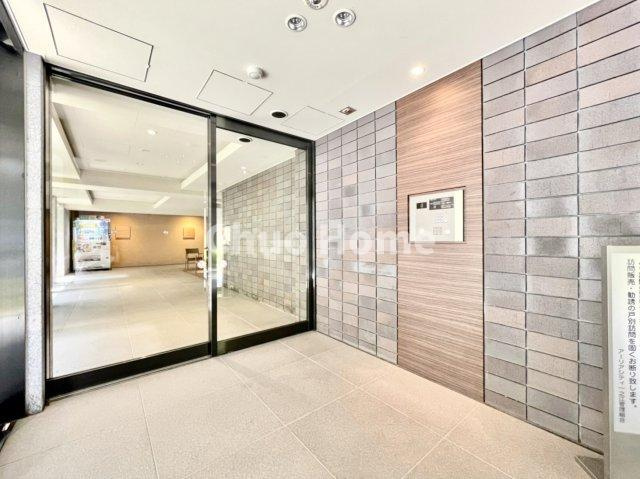 アーリアシティ一之江の防犯設備|【オートロック】オートロックシステムでセキュリティ充実。当たり前ですが、安全で安心して暮らすのって大事ですよね。お探しのご条件でオートロック付きの物件を探す方も多いですがやはりセキュリティは大事です。