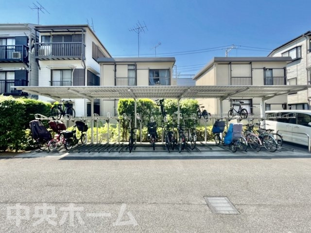 アーリアシティ一之江の駐輪場|【自転車置き場】最新の空き状況や費用などの詳細は担当スタッフまでお問い合わせください。