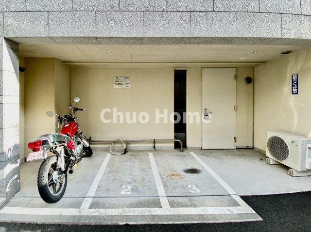 アーリアシティ一之江の駐車場|【バイク置場】最新の空き状況や費用などの詳細は担当スタッフまでお問い合わせください。