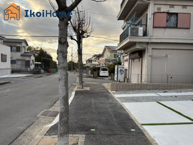 神戸市西区福吉台1丁目　新築戸建の前面道路含む現地写真|【ホームページに現地動画掲載中】●年中無休：当日予約可●バス停まで徒歩3分、11分で大久保駅にも到着