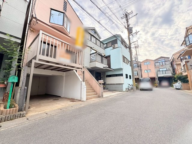 大宅細田町の前面道路含む現地写真