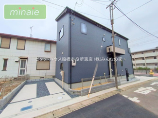 【外観】 | 「重厚感ある外観が上品な印象を演出」同タイプ