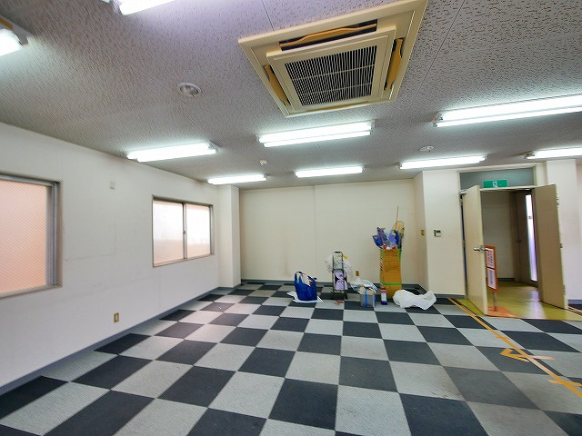 アクティブ宝泉ビルの内装