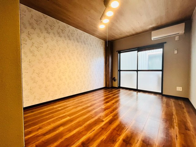 ビタミンテラス枝吉の居間・リビング