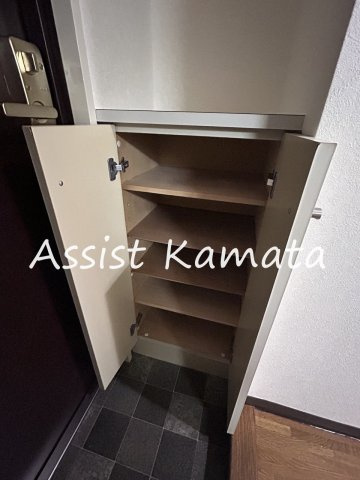 ガレ田園調布の玄関