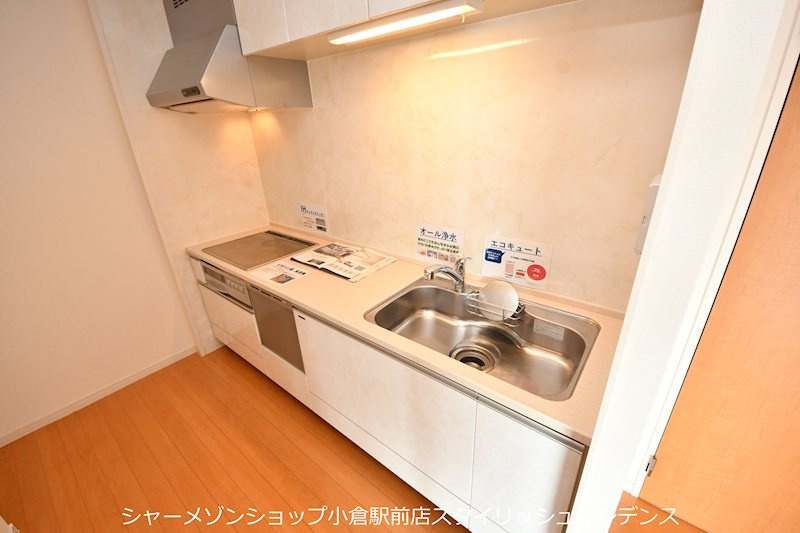 ニューガイア四季彩の丘C棟のキッチン|※イメージ写真となるため、現況と異なる場合は現況を優先します