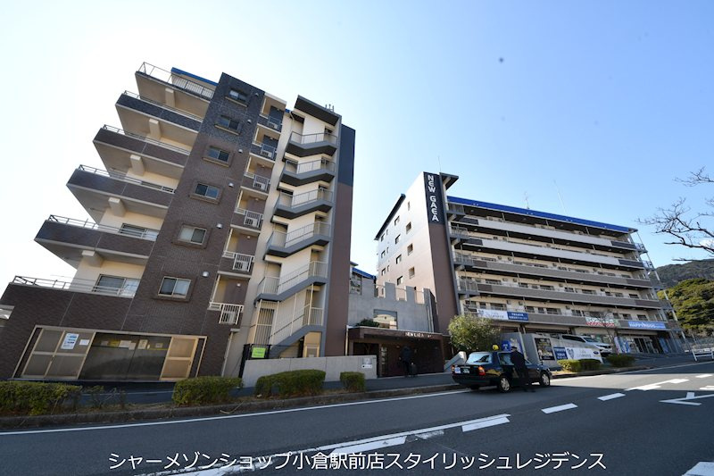 ニューガイア四季彩の丘C棟の外観
