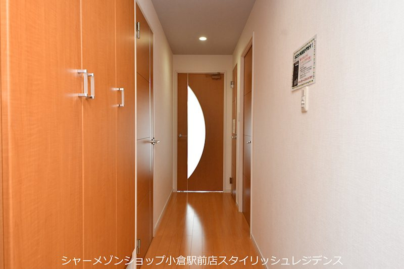 ニューガイア四季彩の丘C棟の玄関|※イメージ写真となるため、現況と異なる場合は現況を優先します
