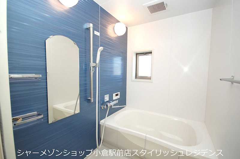 クラヴィエ三萩野Bの浴室