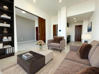 【居間・リビング】 | ビュータワー八王子 | ※CGで家具の配置イメージ画像を生成しています。実際にはこれらの家具はなく、また価格に家具は含まれません。