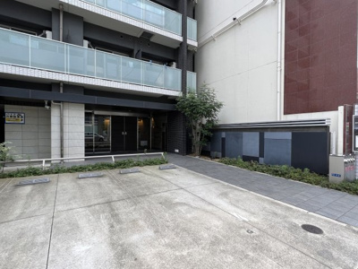 【エントランス】 | コンフォリア心斎橋EAST