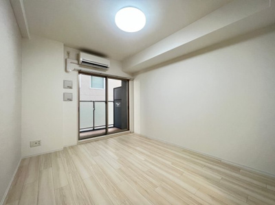 【居間・リビング】 | コンフォリア心斎橋EAST