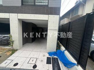 【エントランス】 | 毎日通るエントランスはこのようになっています