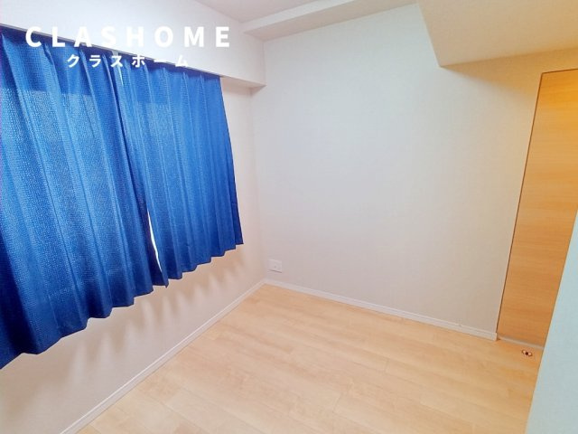 グランフォーリアの寝室|同物件の別部屋になります。